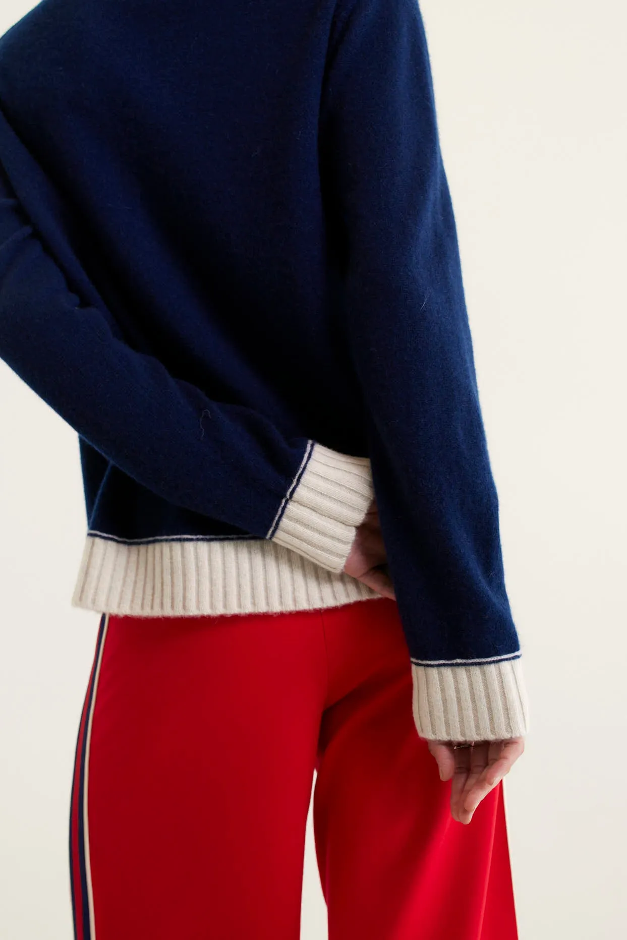 Boyfriend Cashmere Sweater In Midnight Navy