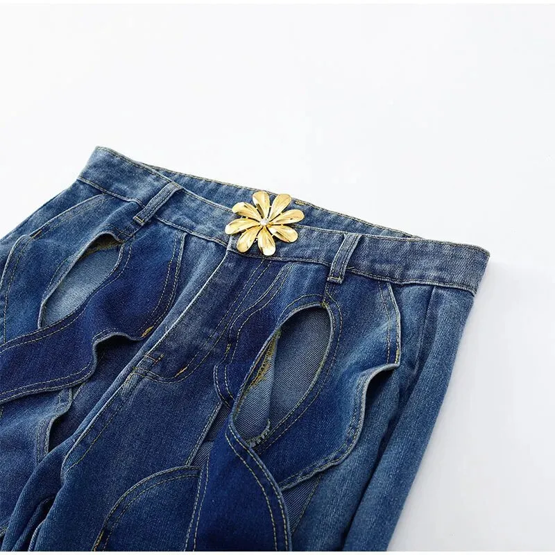 Casual Twists Hollow out Metal Button Jeans women*