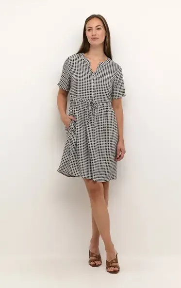 CRTIAH SHORT DRESS "Zally Fit, Tiny Graphic"