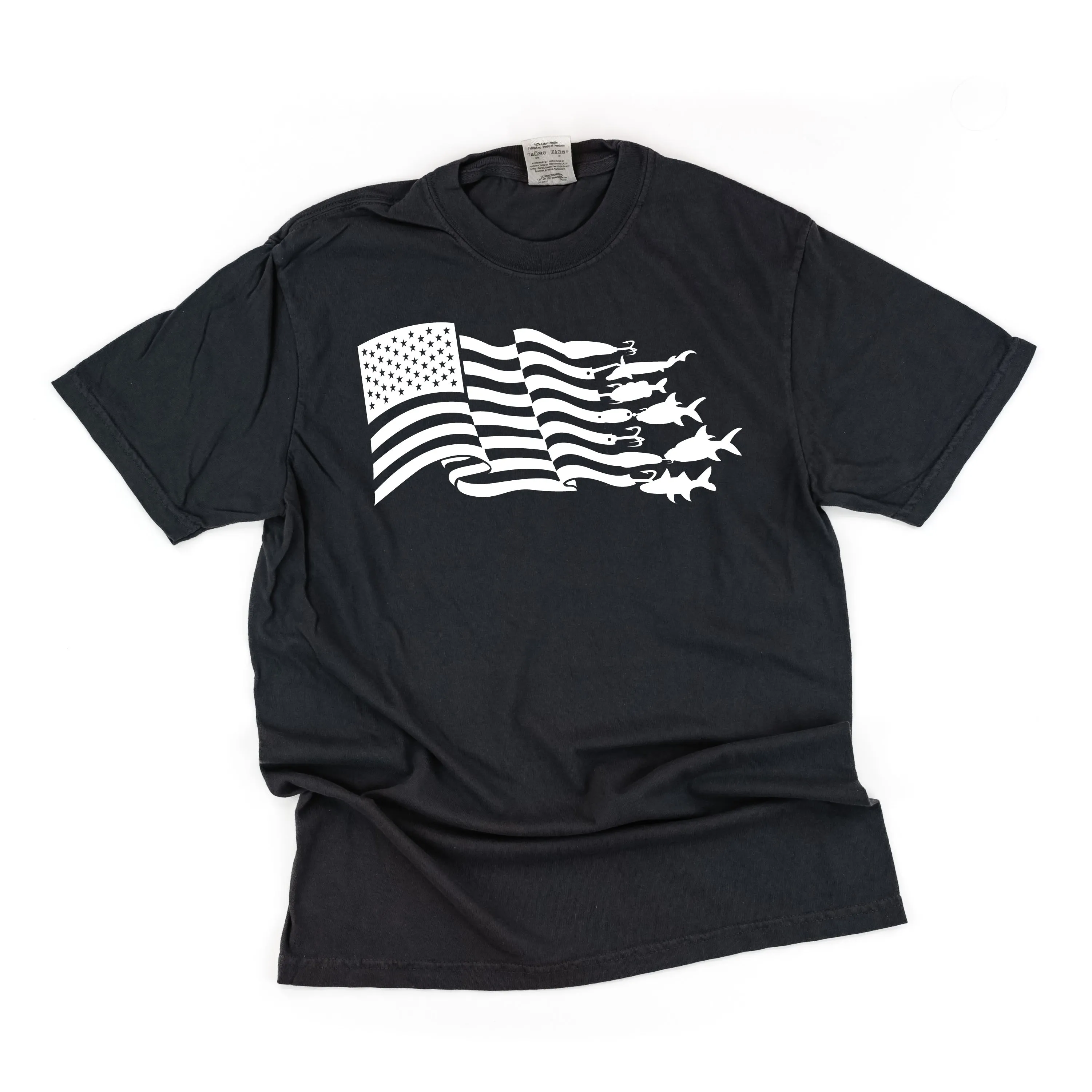 Fishing Flag - SHORT SLEEVE COMFORT COLORS TEE