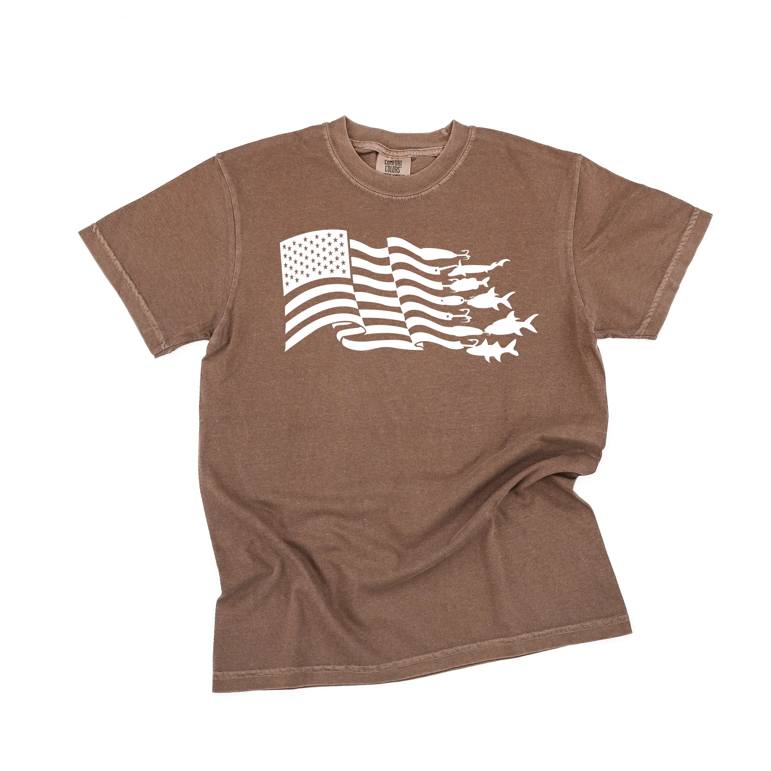 Fishing Flag - SHORT SLEEVE COMFORT COLORS TEE