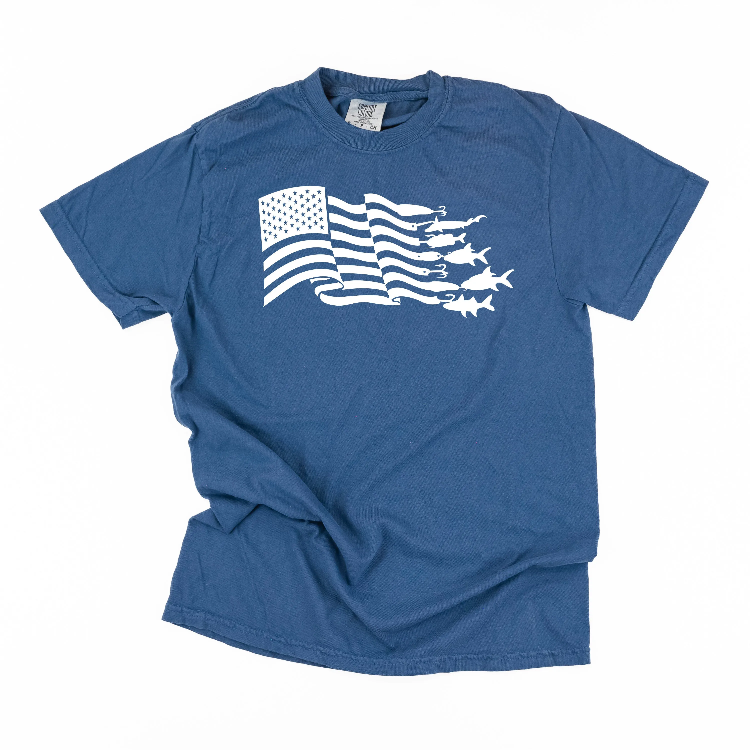 Fishing Flag - SHORT SLEEVE COMFORT COLORS TEE