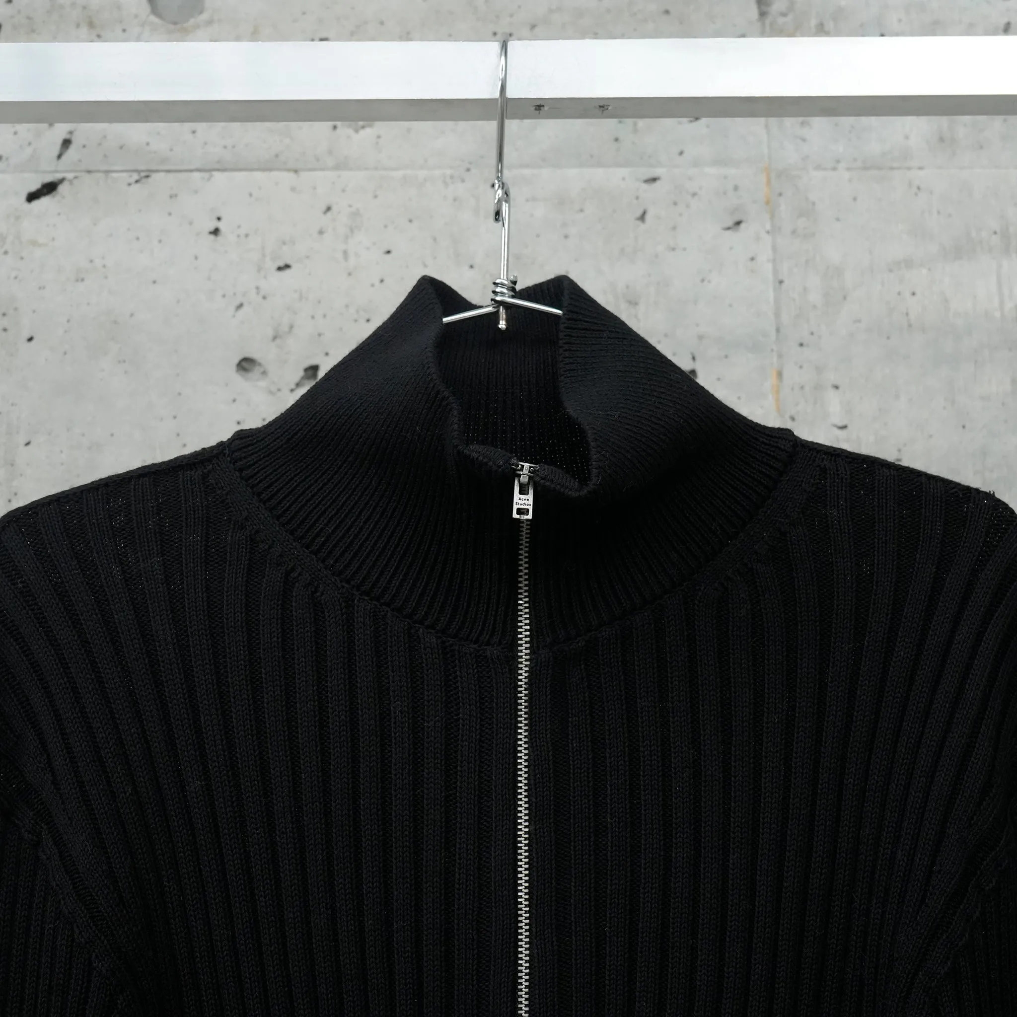 KNITWEAR / 900:BLACK