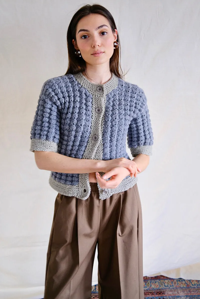Knitwear No.93. Grey bubble gilet