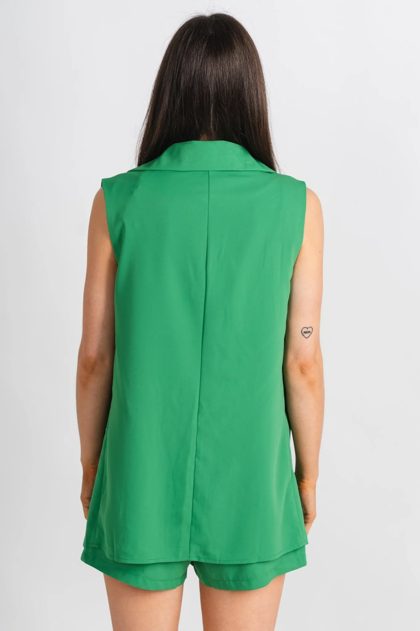 Sleeveless blazer green